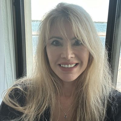 Trish, 61