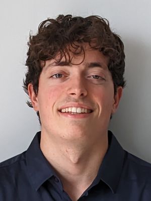 Elias, 23