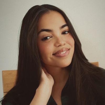 Maria, 30