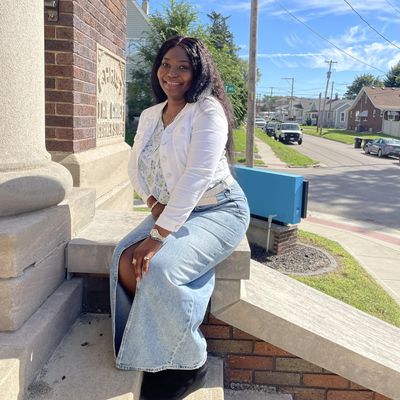 Amaka, 42