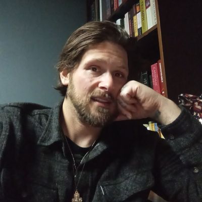 Theo, 36