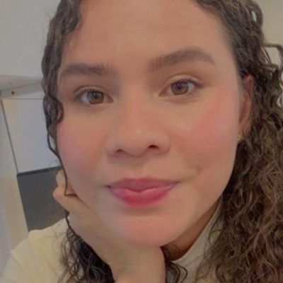 Johana, 28
