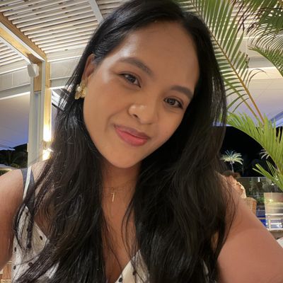 Sophie, 31