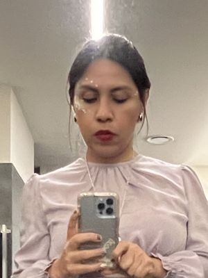 Elvira, 39