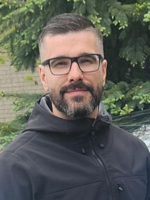 Charles, 30