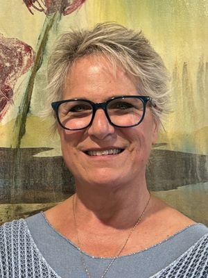 Joanne, 63