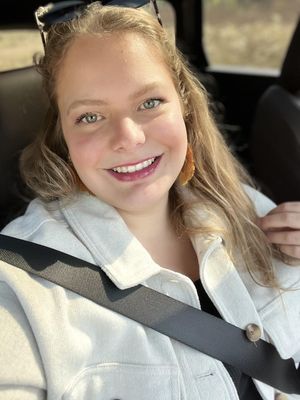 Emily, 27