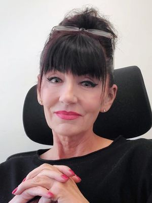 Michele, 55