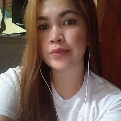 Sarah, 40