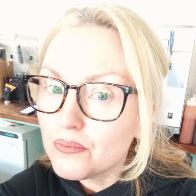 Rachael, 43