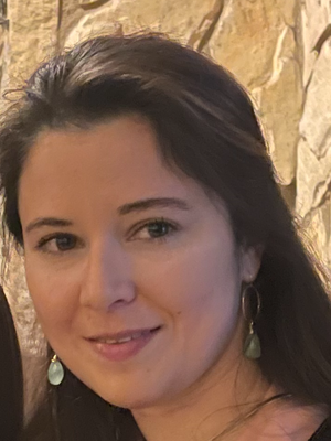 Alexis, 41