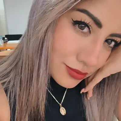 Katia, 33