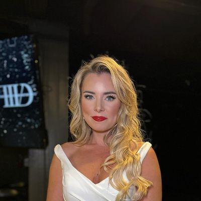 Vicky, 57