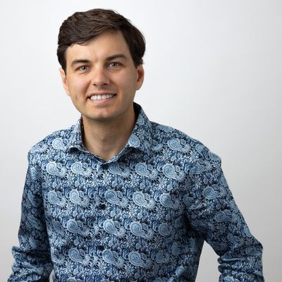 Dan, 34
