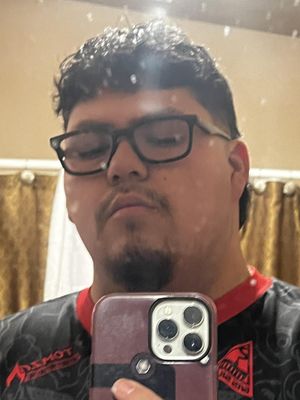 Octavio, 21