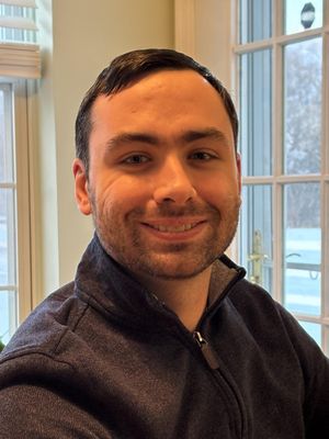 Sean, 28