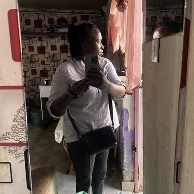 Elizabeth, 40