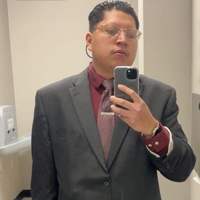 Angel, 28