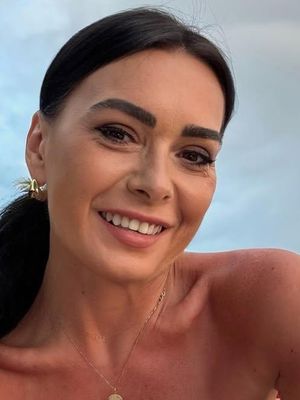 Stella, 40