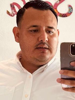 Benjamin, 38