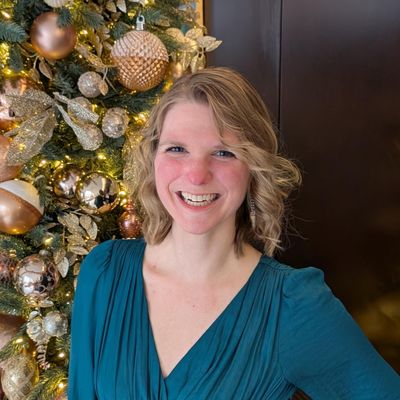 Katie, 31