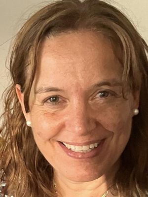 Paty, 52