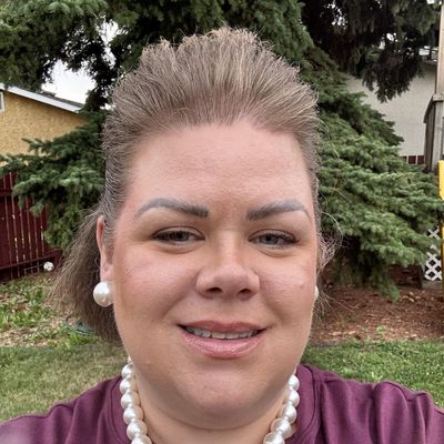 Valerie, 42