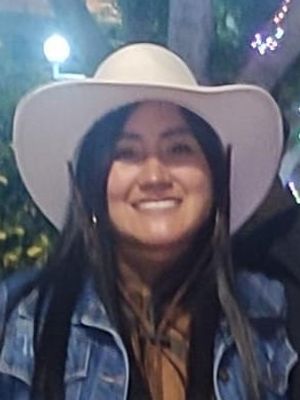 Ingrid, 37
