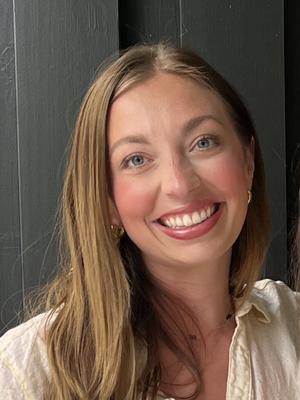 Sydney, 27