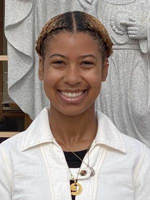 Yani, 26