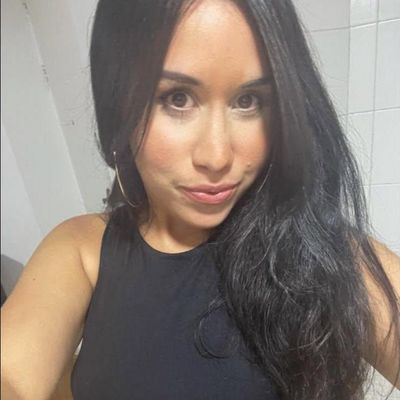 Lina, 32