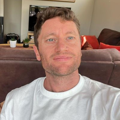 Pat, 36