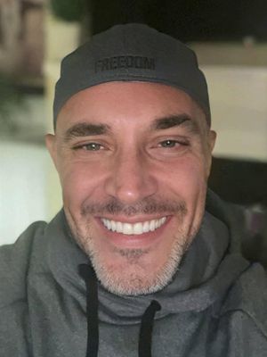 Joey, 51