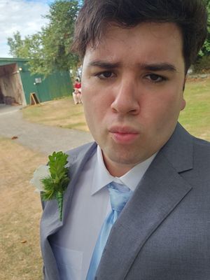 Mateo, 25
