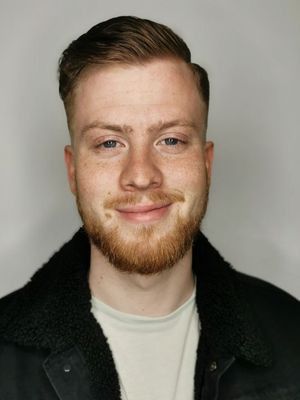 Leo, 29