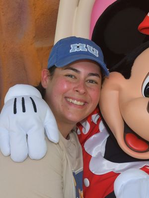 Nicole, 32