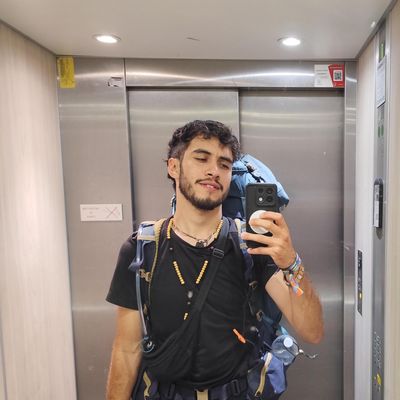 Javier, 25