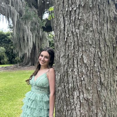 Allie, 19