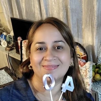 Maryan, 39