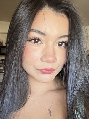 Elizabeth, 18