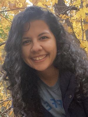 Isabel, 28