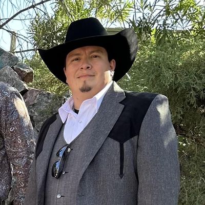Justin, 34