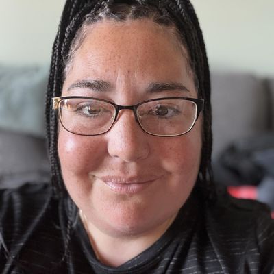 Tara, 43