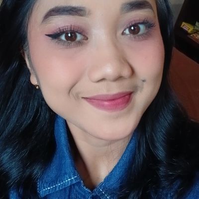 Gabriella, 23