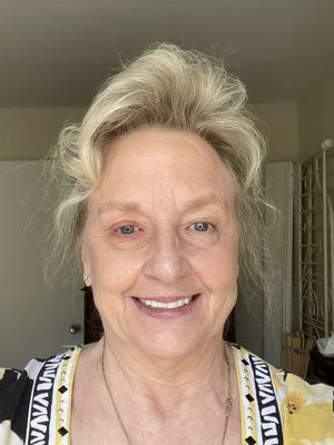 Anne, 72
