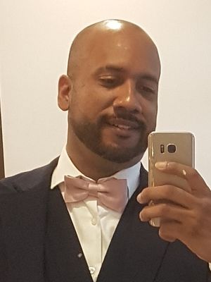 Alexis, 37