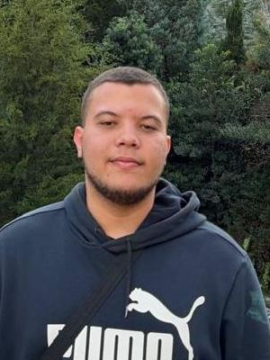 Pedro, 23