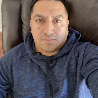 Leo, 47
