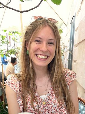 Veronika, 26