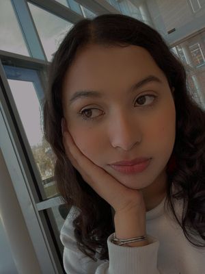 Yamileth, 23
